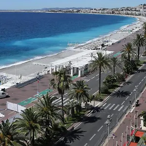 Les Pieds Dans L'eau , Nice France