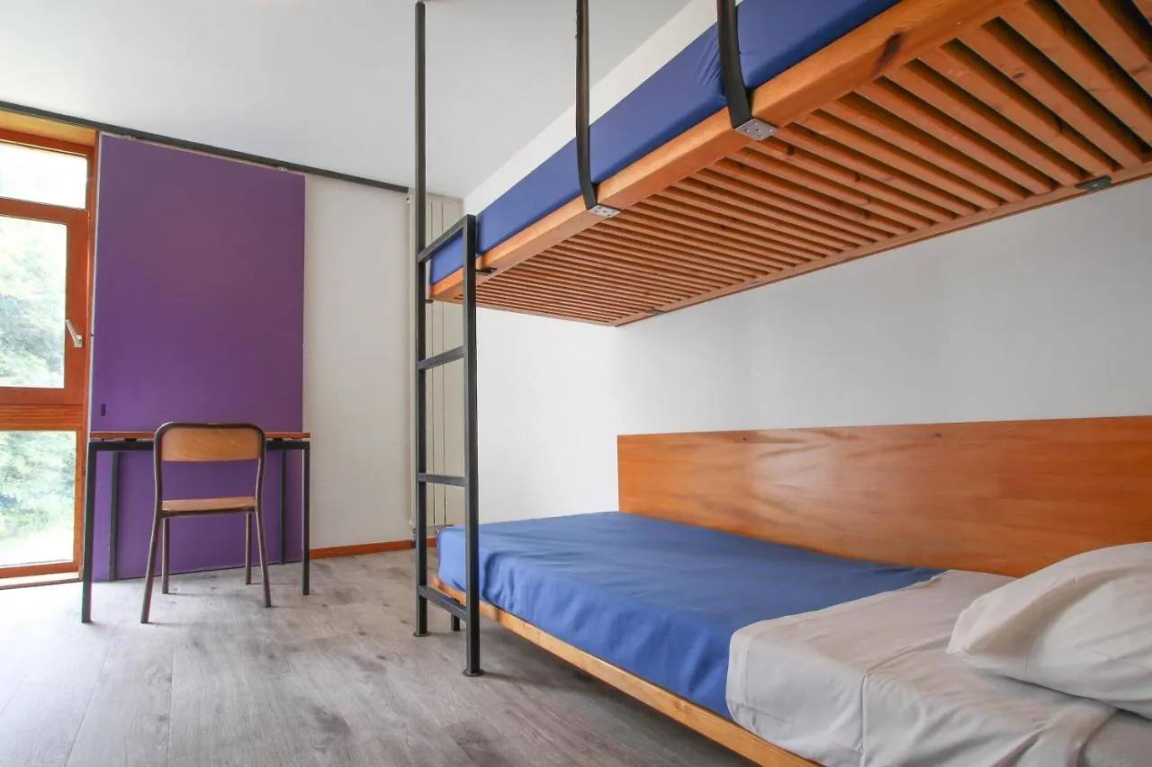 Hostel Auberge De Jeunesse Du Moulin Blanc Brest
